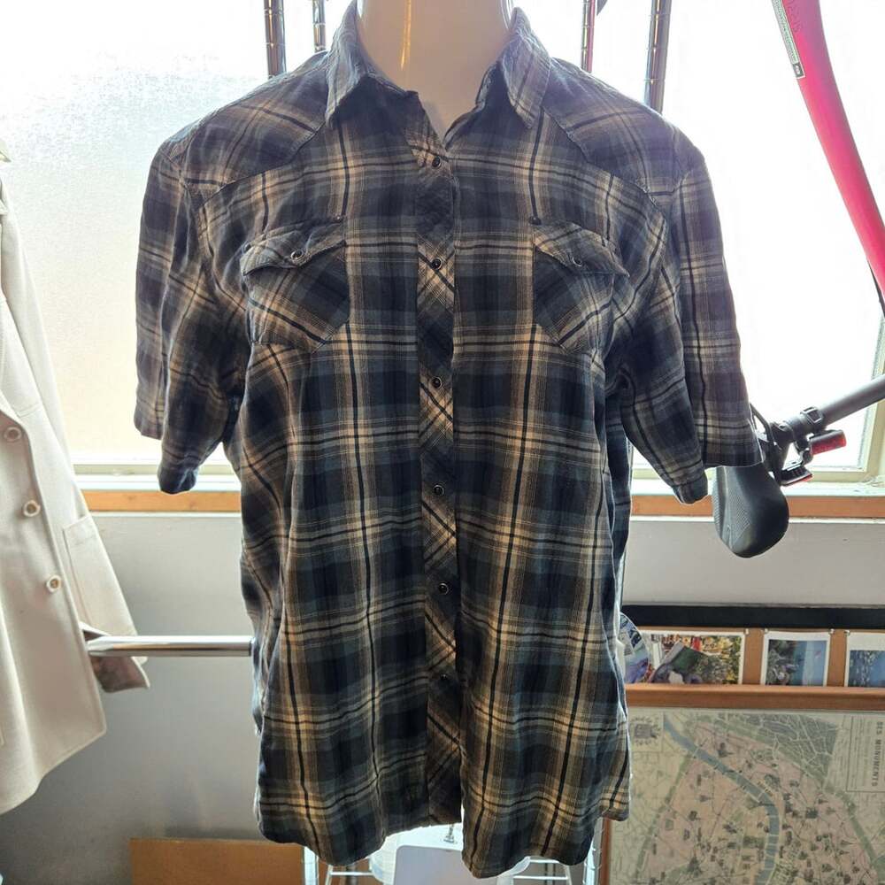 Kuhl Plaid Button-Down Shirt Size XL Blue Short Sleeve Pearl Snap